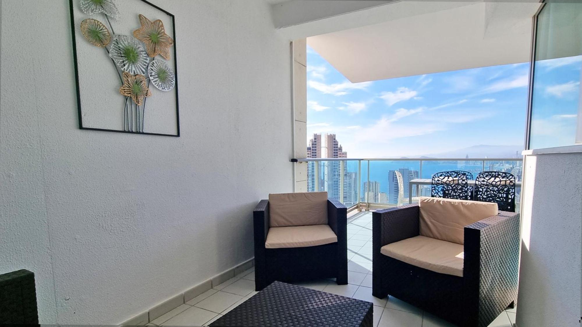 Skyline 18 Terraza Privada Con Impresionantes Vistas Al Mar Leilighet Benidorm Eksteriør bilde